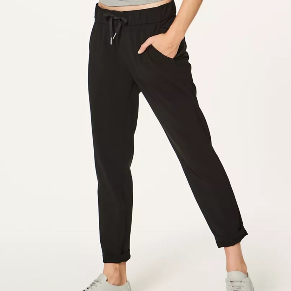 Lululemon On the Fly 7/8 Pant Woven NWT